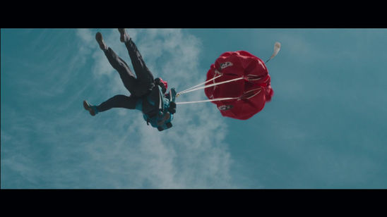Fujitsu "Sky Diving"